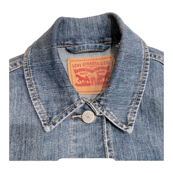 Levi's Original Dark Blue Denim Trucker Jean Jacket
S40117 Women's Size Small - Picture 4 of 9
